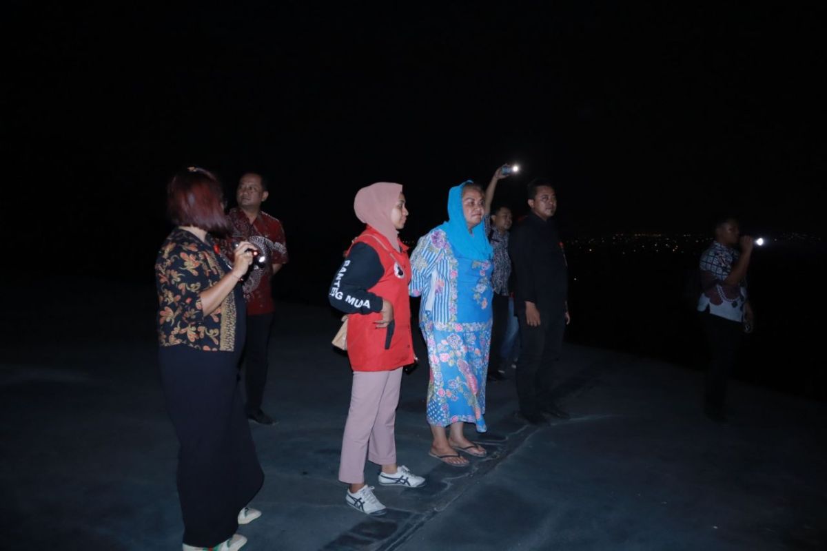 Wali Kota Semarang minta TPA Jatibarang rutin dipantau drone "thermal"