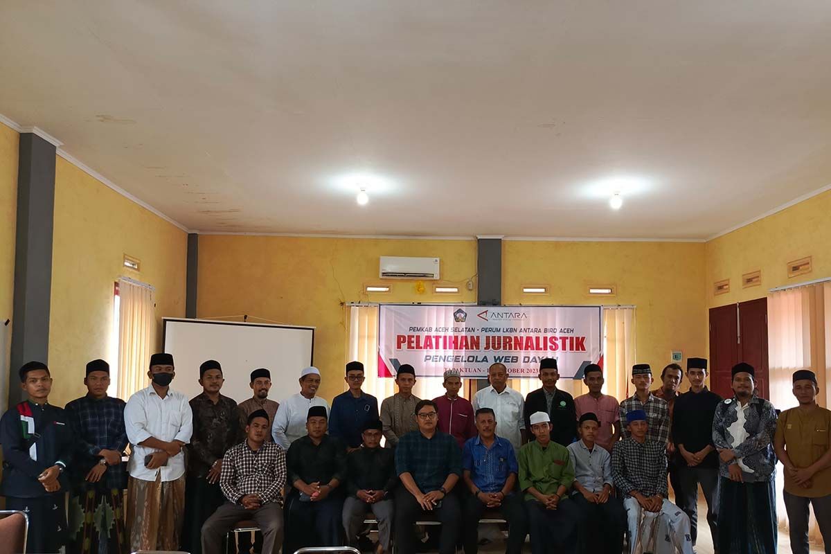 Pemkab Aceh Selatan dan LKBN Antara latih jurnalistik pengelola website dayah