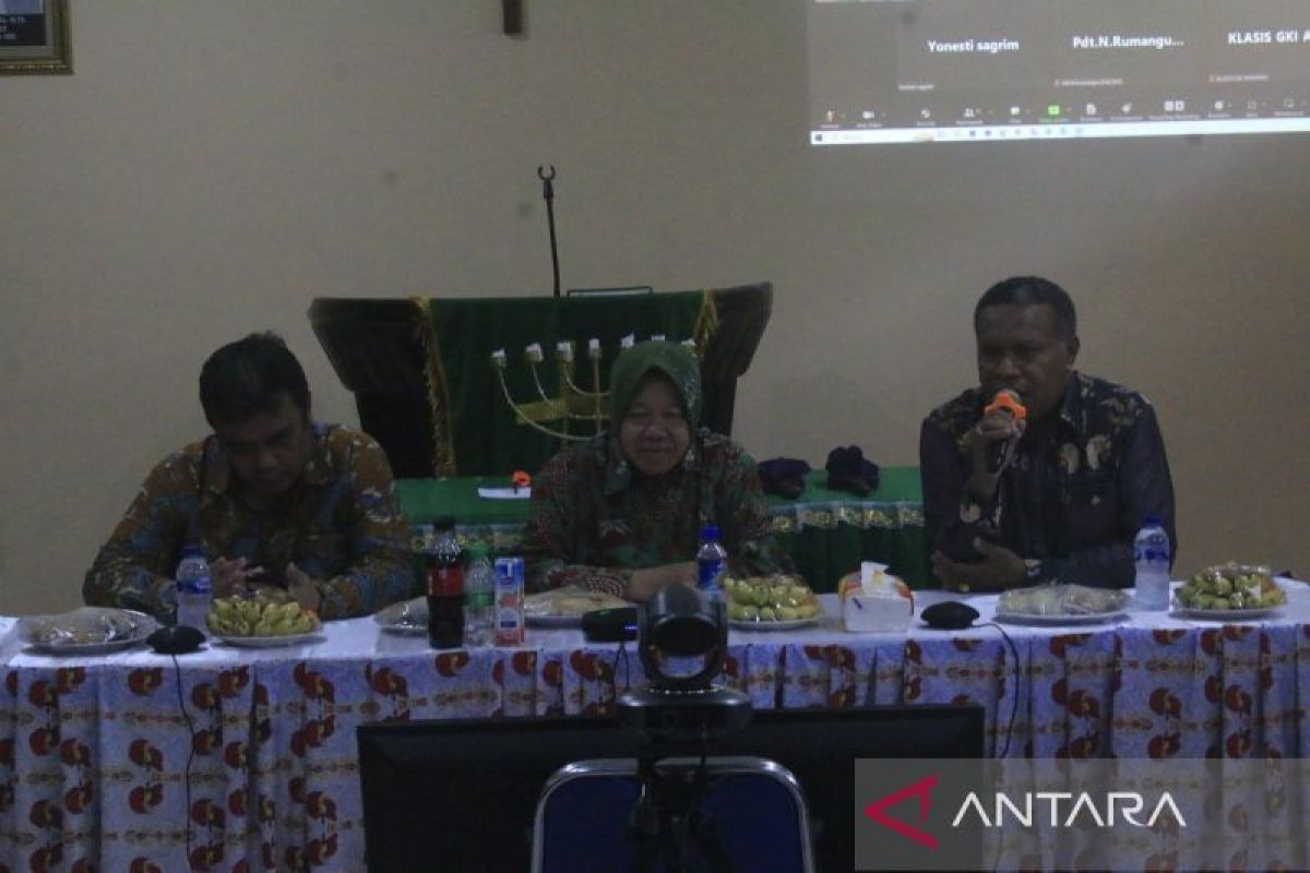 Mensos bertemu dengan pimpinan sinode GKI dan KINGMI Papua