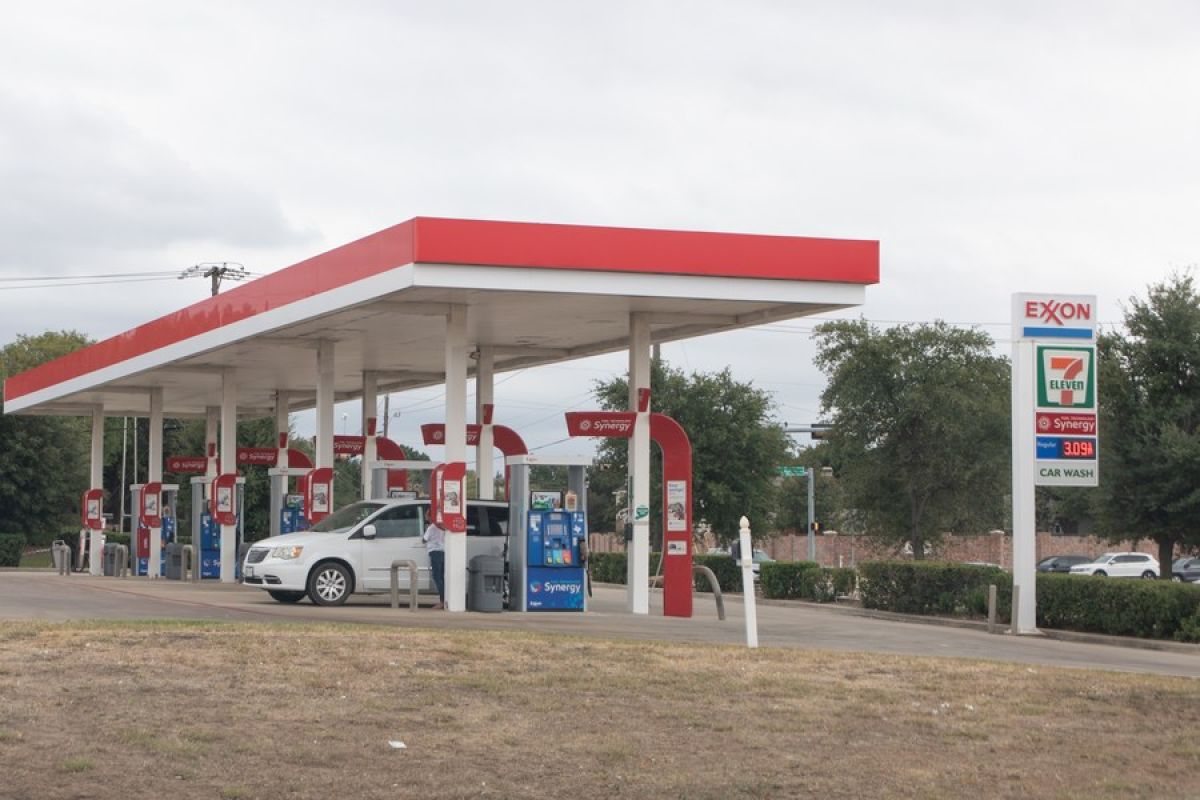 Exxon Mobil akuisisi Pioneer untuk perluas produksi minyak di Texas