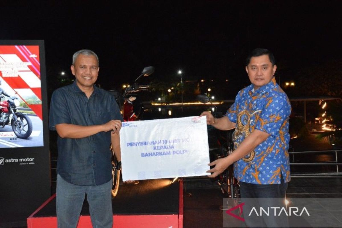 Astra bantu 10 sepeda motor dukung kelancaran tugas Polri di Papua