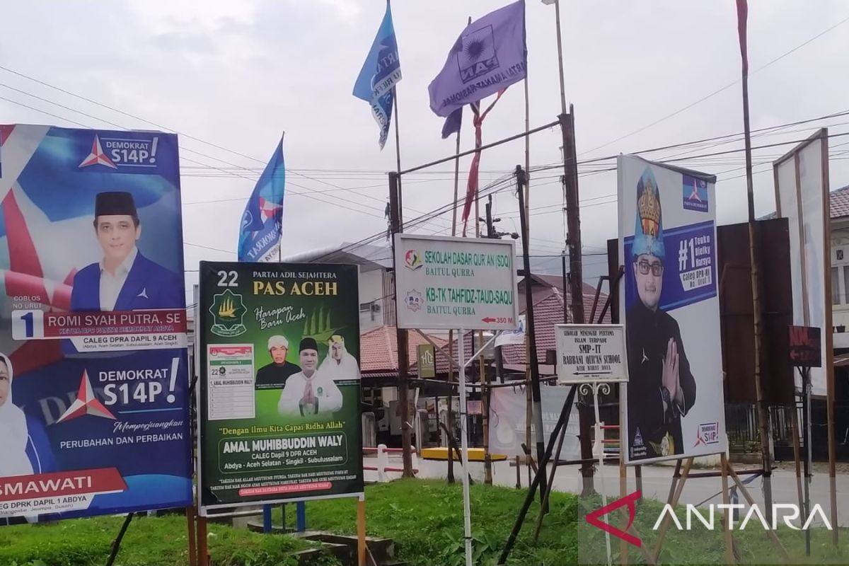 Panwaslih Aceh belum tindak alat peraga kampanye