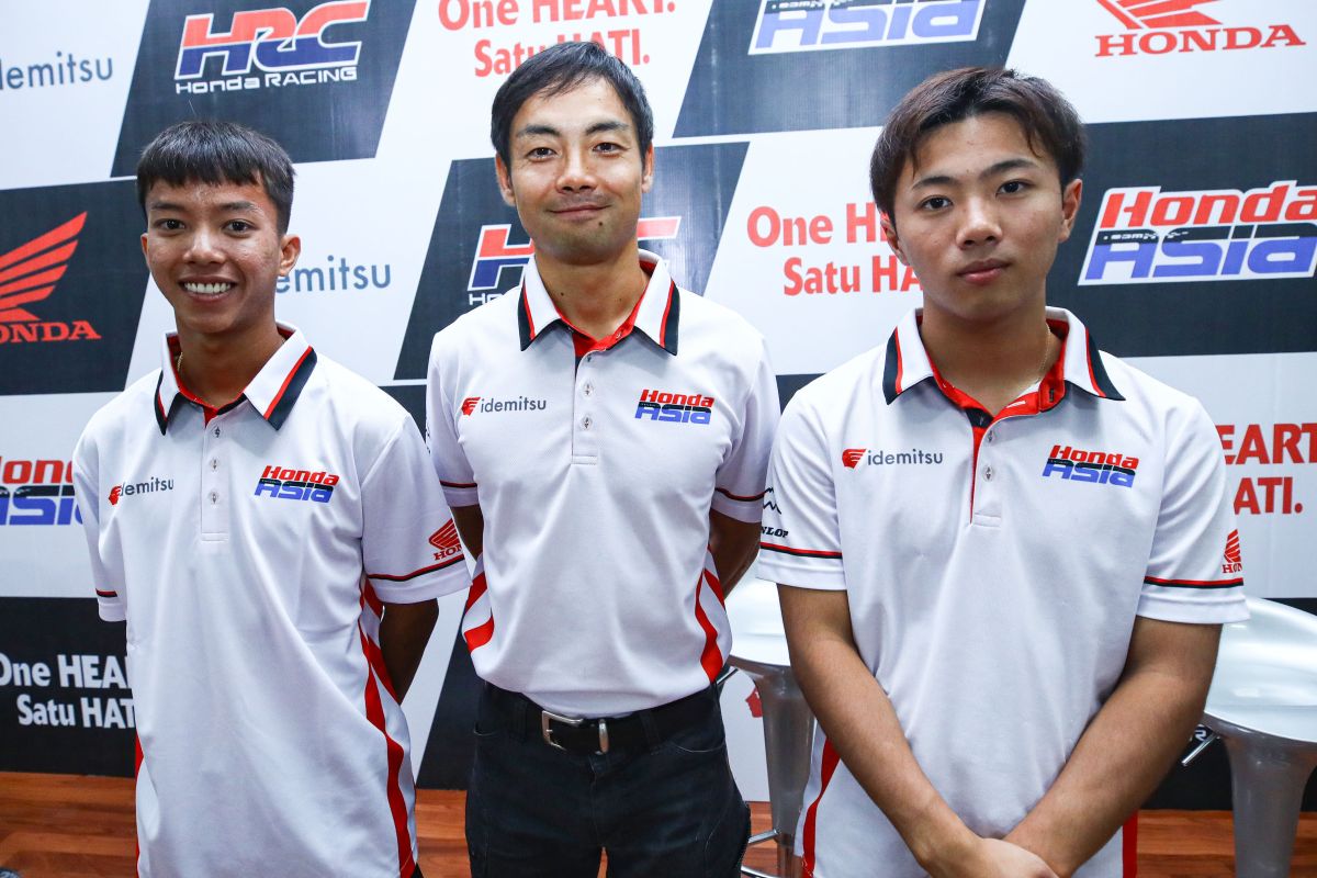 Pembalap Honda Team Asia Furusato dan Buasri tak sabar hadapi Moto3 musim 2024