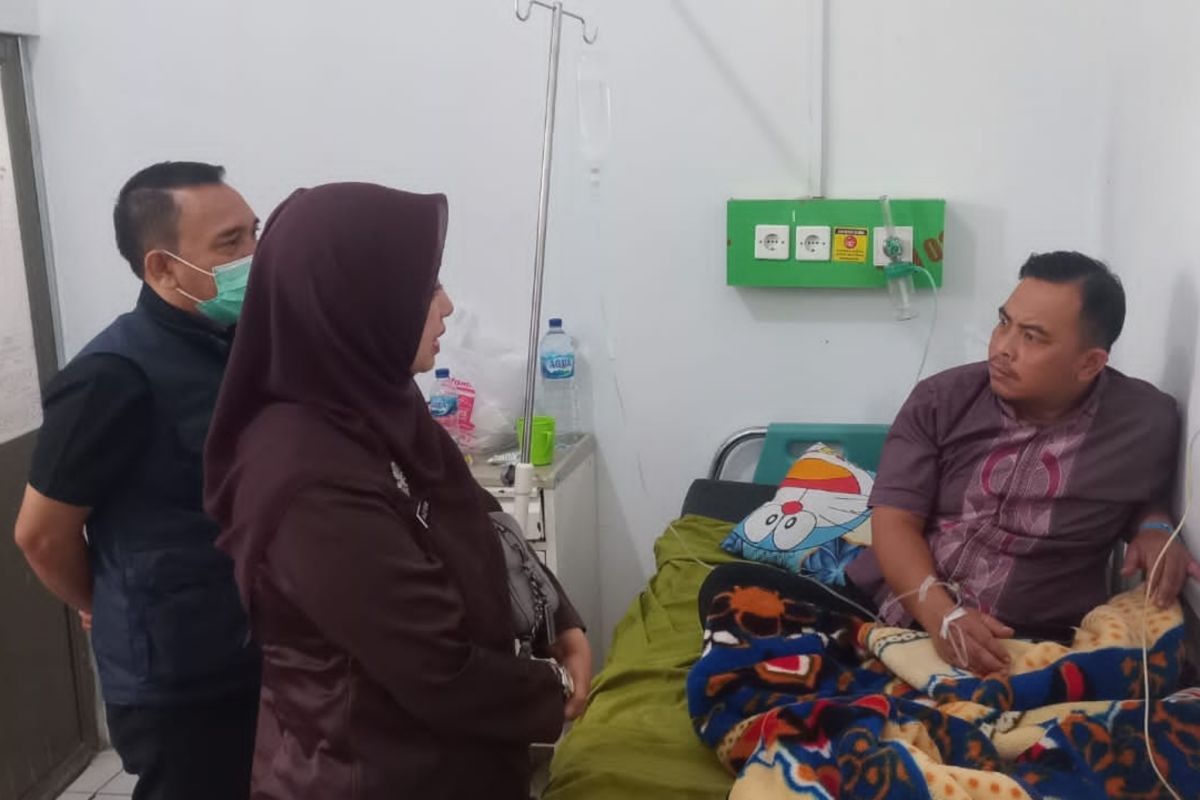 Dinkes Garut : Empat korban keracunan masih ditangani petugas medis