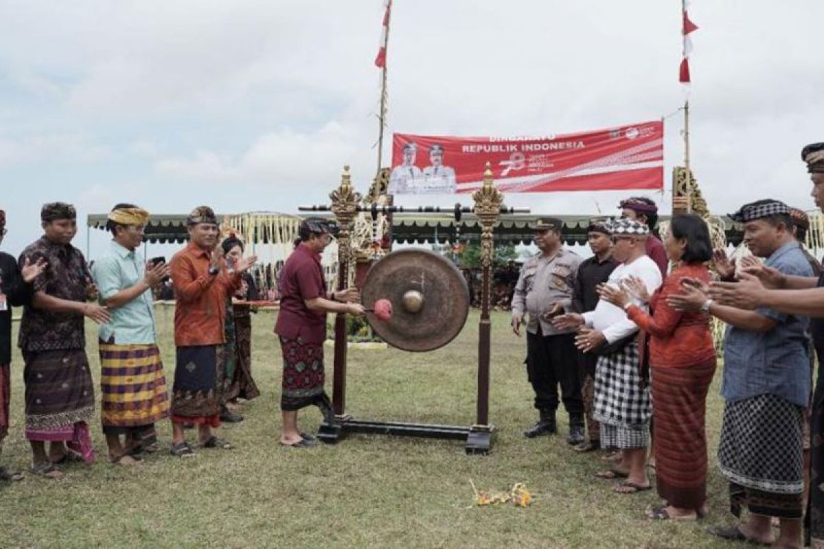 Bupati Karangasem Membuka Parade Balaganjur Antar Desa dalam Peringatan HUT ke-78 Republik Indonesia