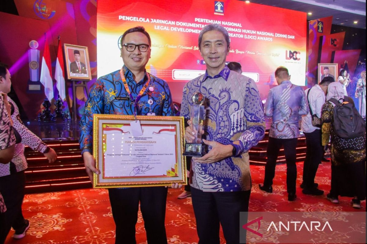 Pemkot Bogor terima penghargaan JDIHN terbaik kedua se-Indonesia dari KemenkumHAM