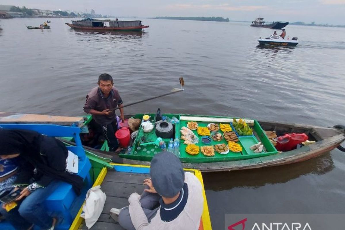 Muara Kuin floating market: Ancient practices in modern times