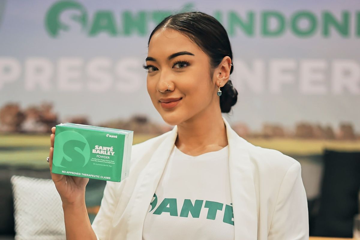 Sante Indonesia kenalkan Anindita Hidayat sebagai duta merek