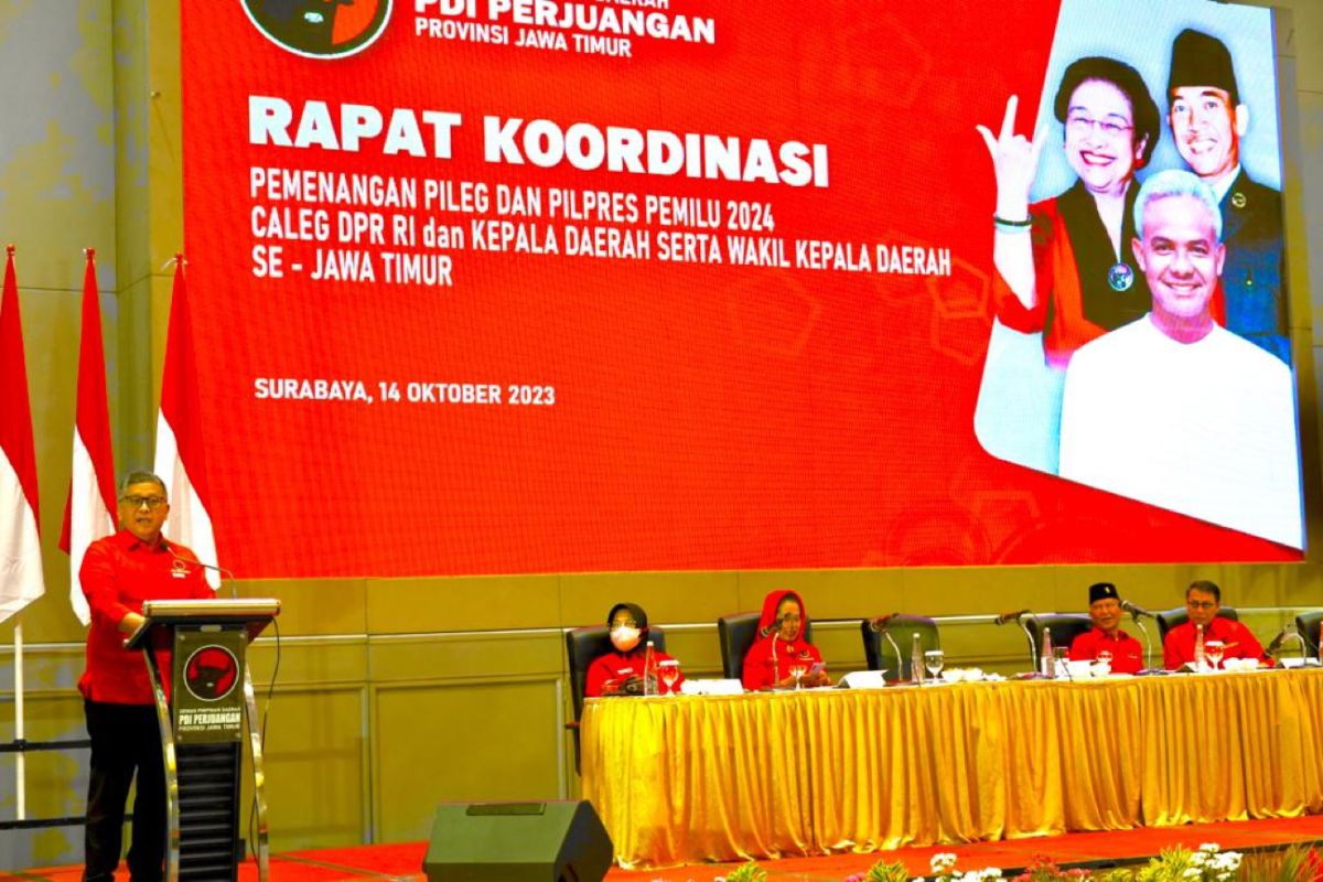 Sekjen PDIP: Nama cawapres dari Ganjar siap diumumkan Megawati