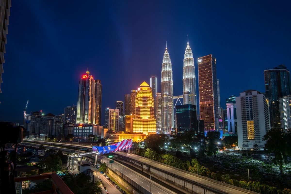 Malaysia umumkan anggaran ekspansif 2024 untuk perkuat ekonomi