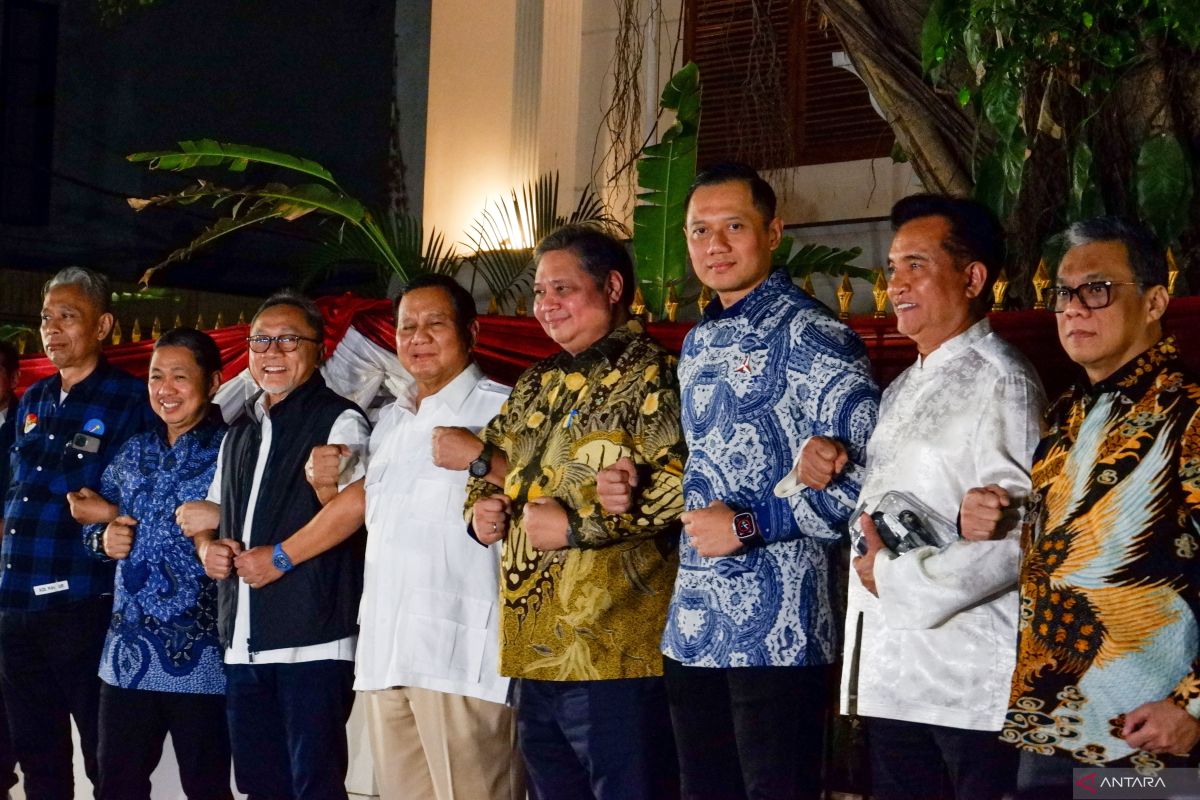 Bakal capres Prabowo minta pimpinan KIM sementara tak berpergian jauh dari Jakarta