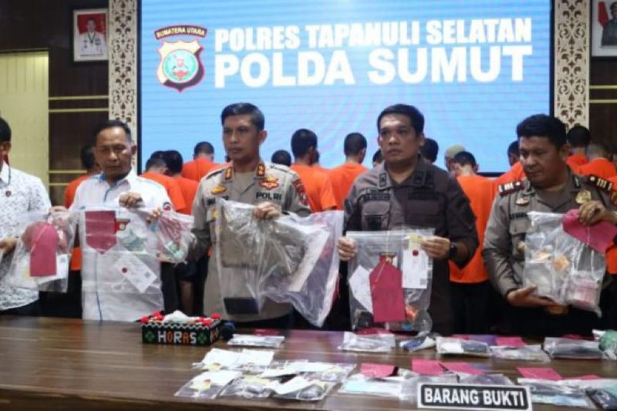 Polres Tapsel tangkap 27 pelaku penyalahguna sabu dan ganja dalam sebulan