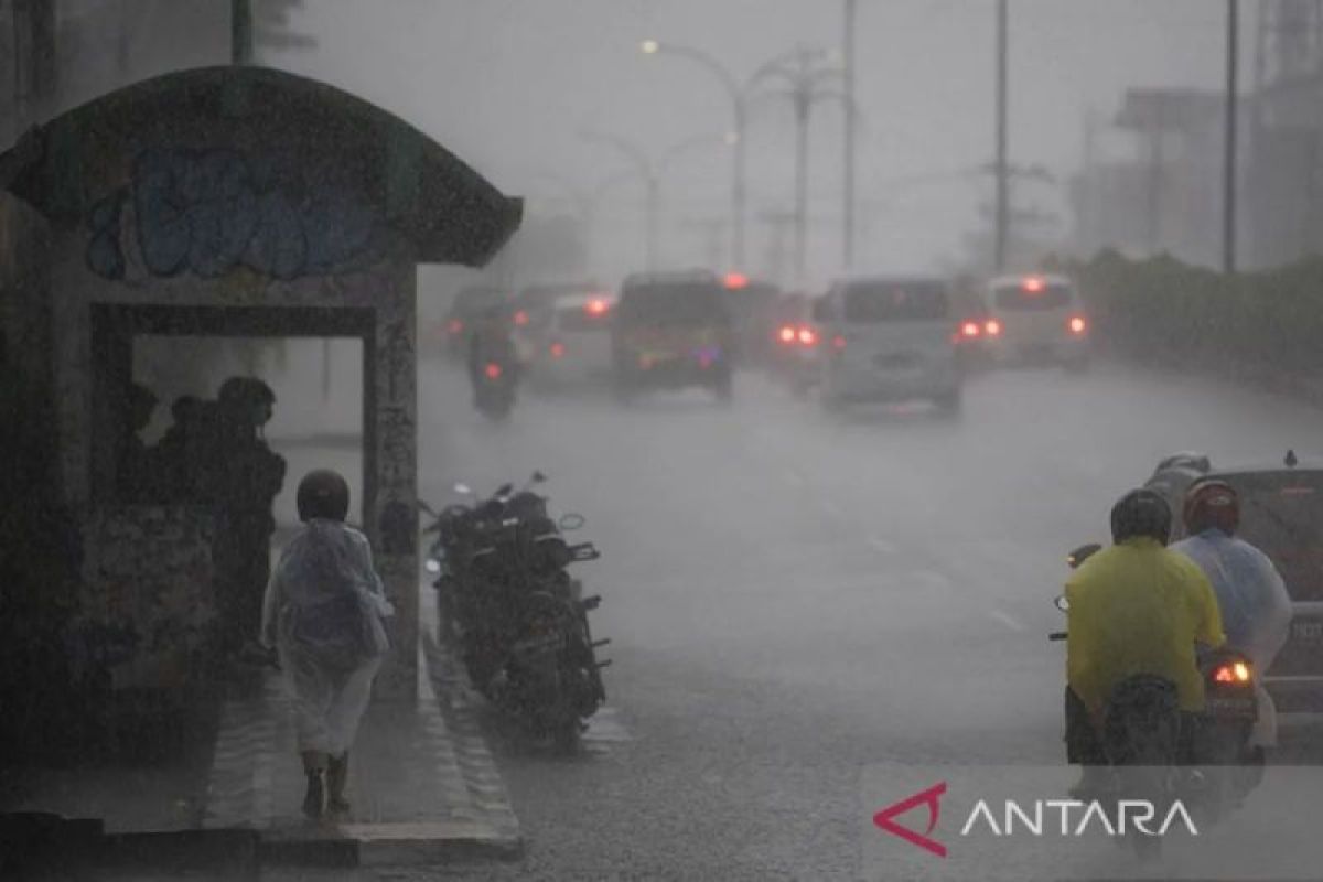 BMKG prakirakan hujan turun di sebagian kota besar