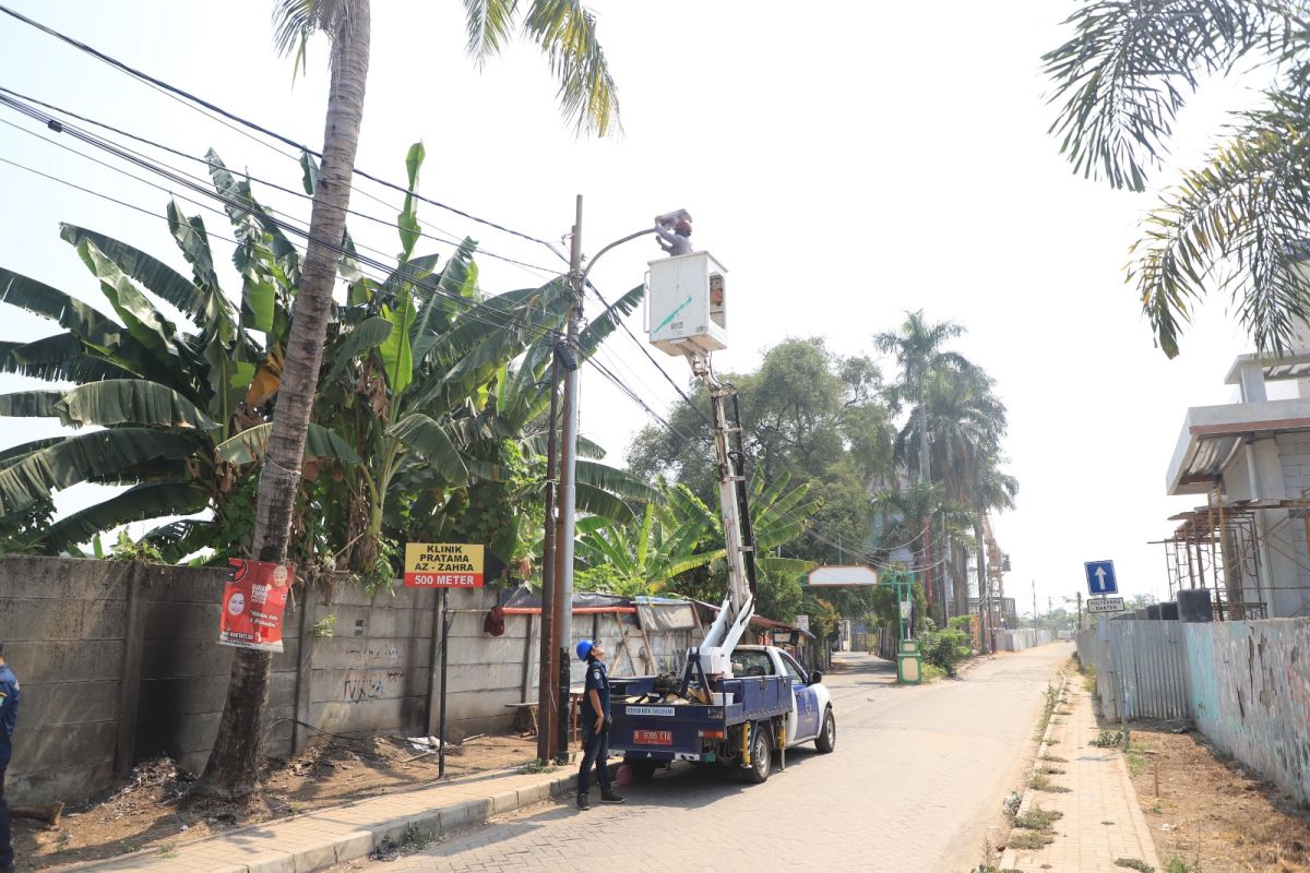 Dishub Kota Tangerang ganti lampu PJU jadi LED agar tahan lama