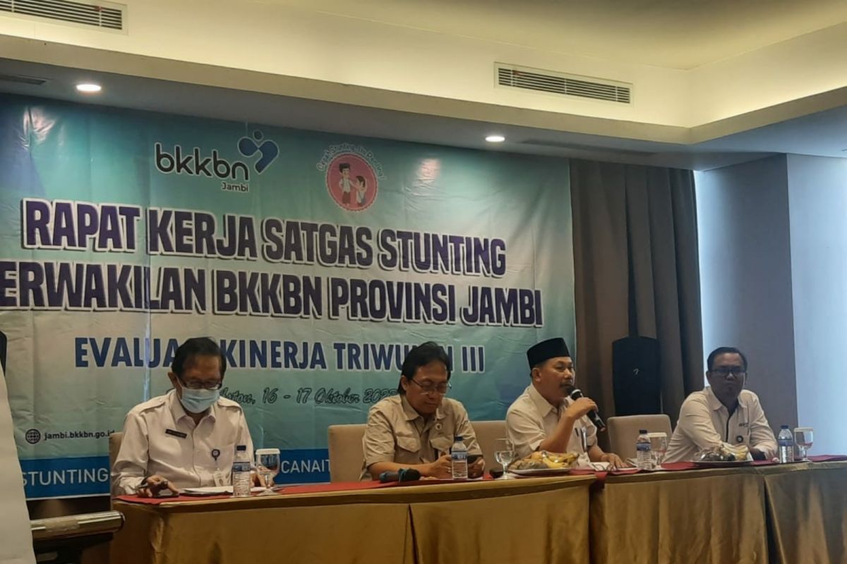 Raker Satgas Stunting, Deputi Bidang Dalduk BKKBN minta tim jadi mentor penggerak di lapangan