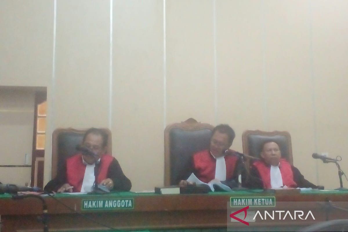 Hakim PN Medan vonis 1,5 tahun mantan  PPK SMKN 2 Padang Sidempuan