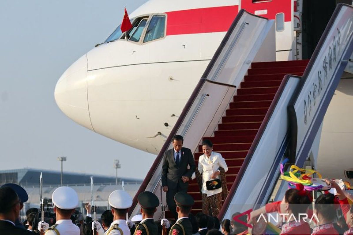 Presiden Jokowi tiba di Beijing untuk menghadiri Belt and Road Forum