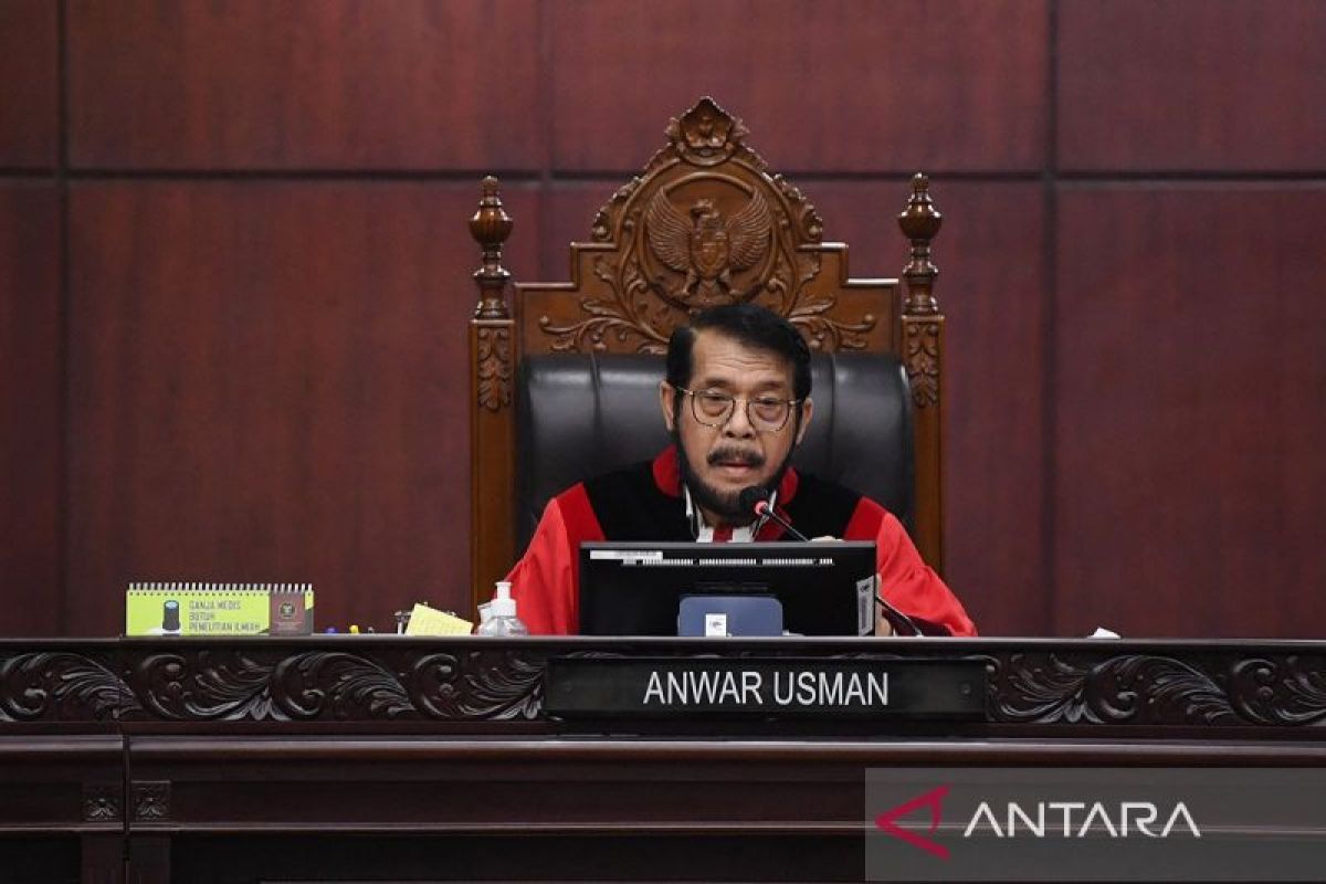 MK tolak gugatan batas usia maksimal capres-cawapres 70 tahun