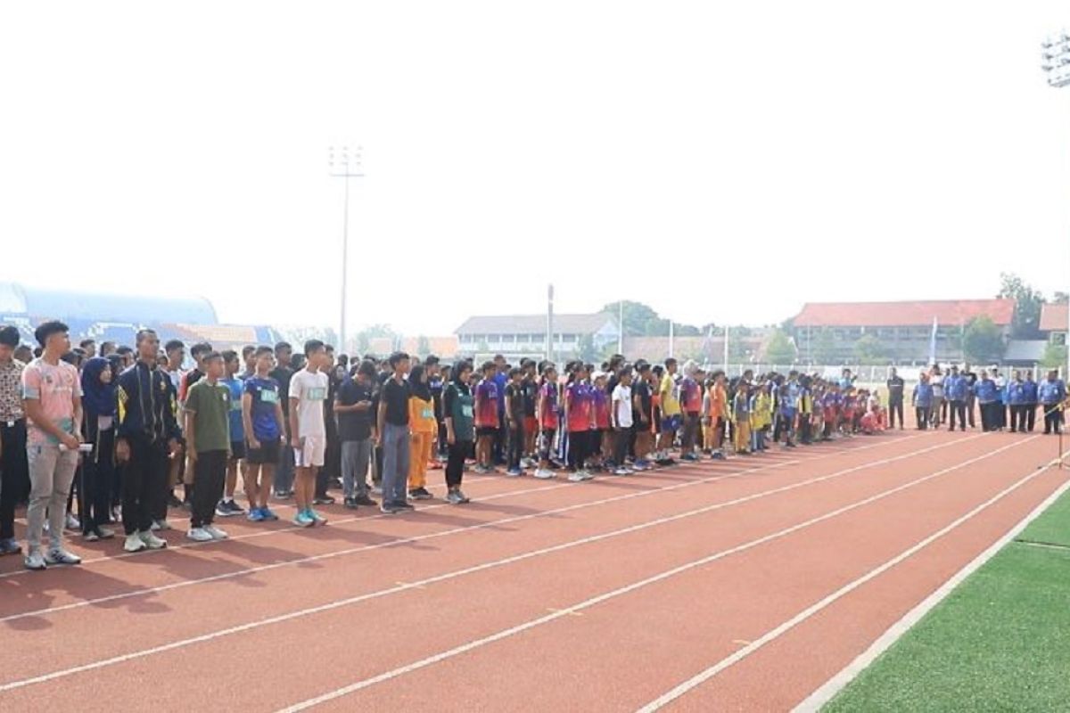 299 pelajar Tangerang ikuti kejuaraan atletik persiapan POPDA Banten 2024