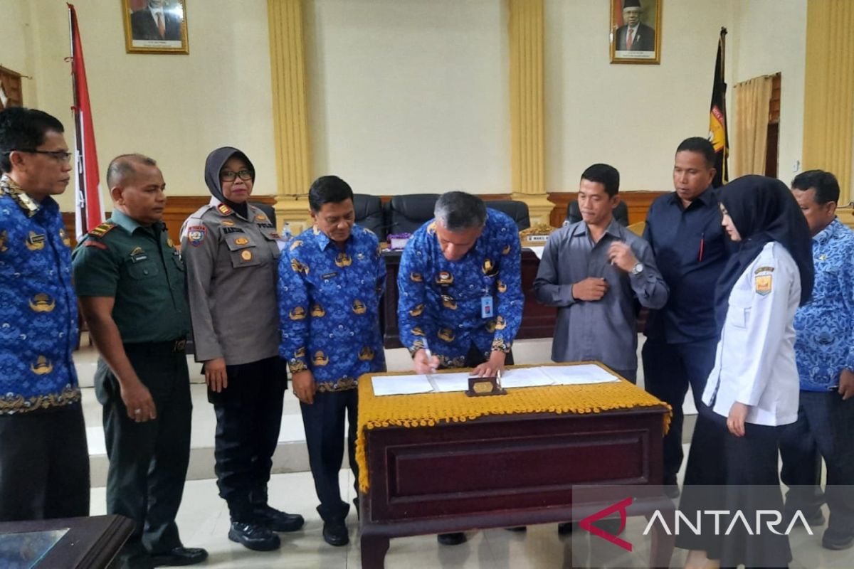 Pemkot-DPRD Pariaman setujui Ranperda pajak dan retribusi jadi perda