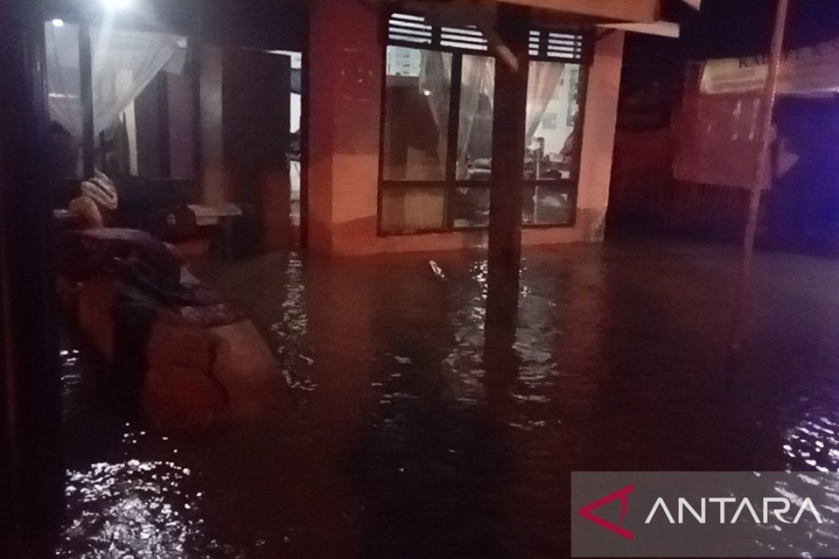 Ratusan rumah warga terdampak banjir bandang di Lubuk Sikaping Pasaman (Video)