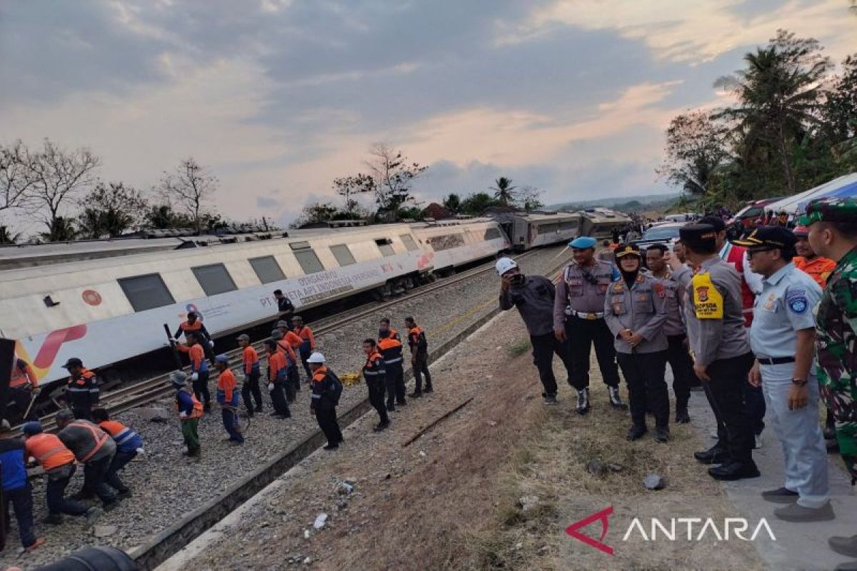 Kapolda DIY perintahkan segera evakuasi gerbong kereta supaya kembali normal