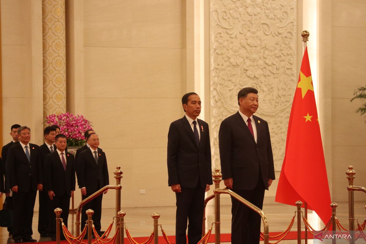 Presiden Jokowi disambut upacara kenegaraan oleh Presiden China Xi Jinping di Beijing