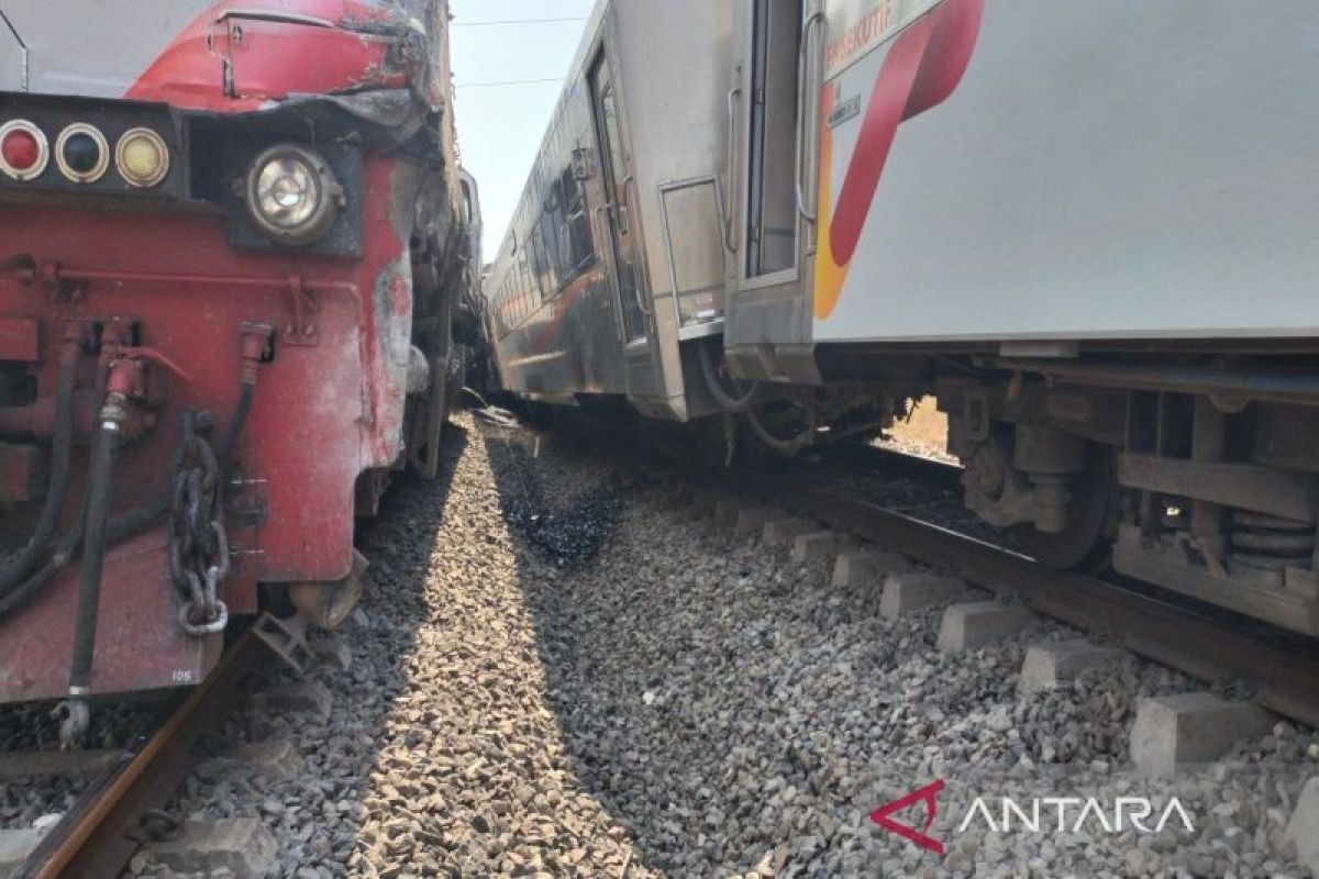 Kereta Api Argowilis-Argosewu alami kecelakaan di Kalimenur Kulon Progo