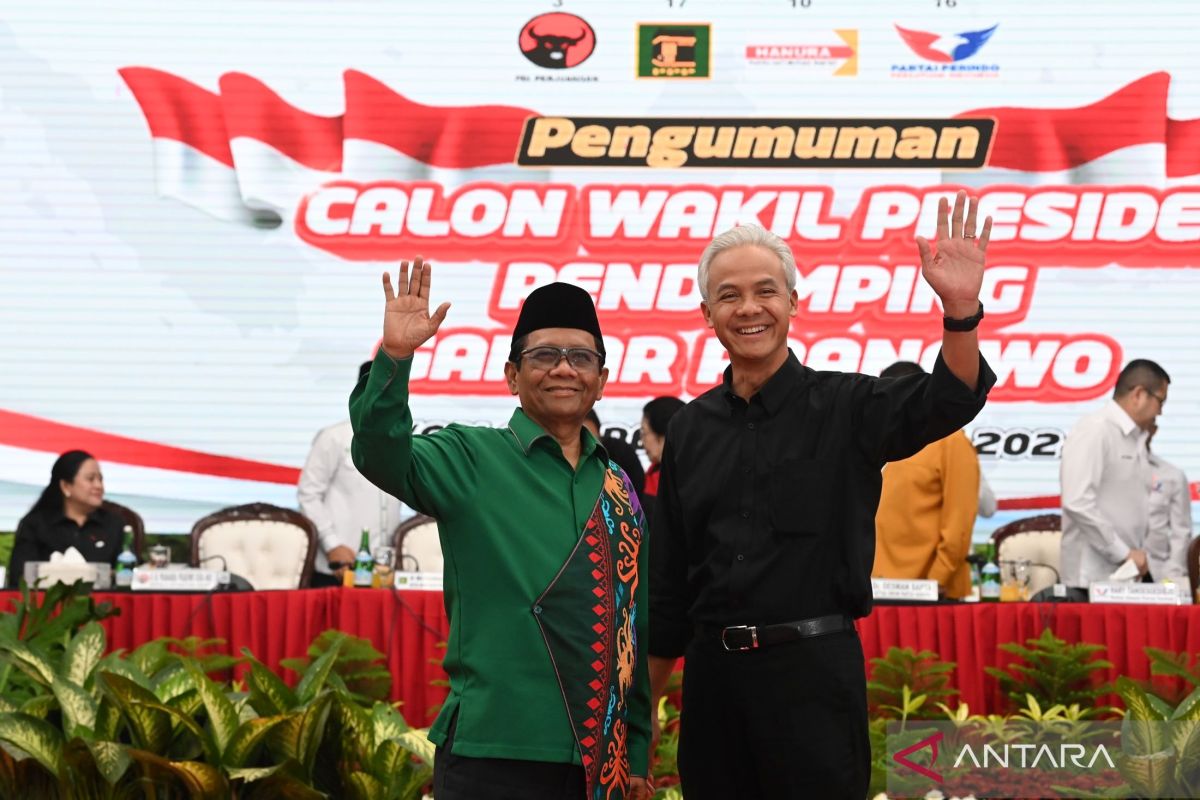 Mahfud MD Dampingi Ganjar Pranowo Di Pilpres 2024 - ANTARA News Jawa Timur