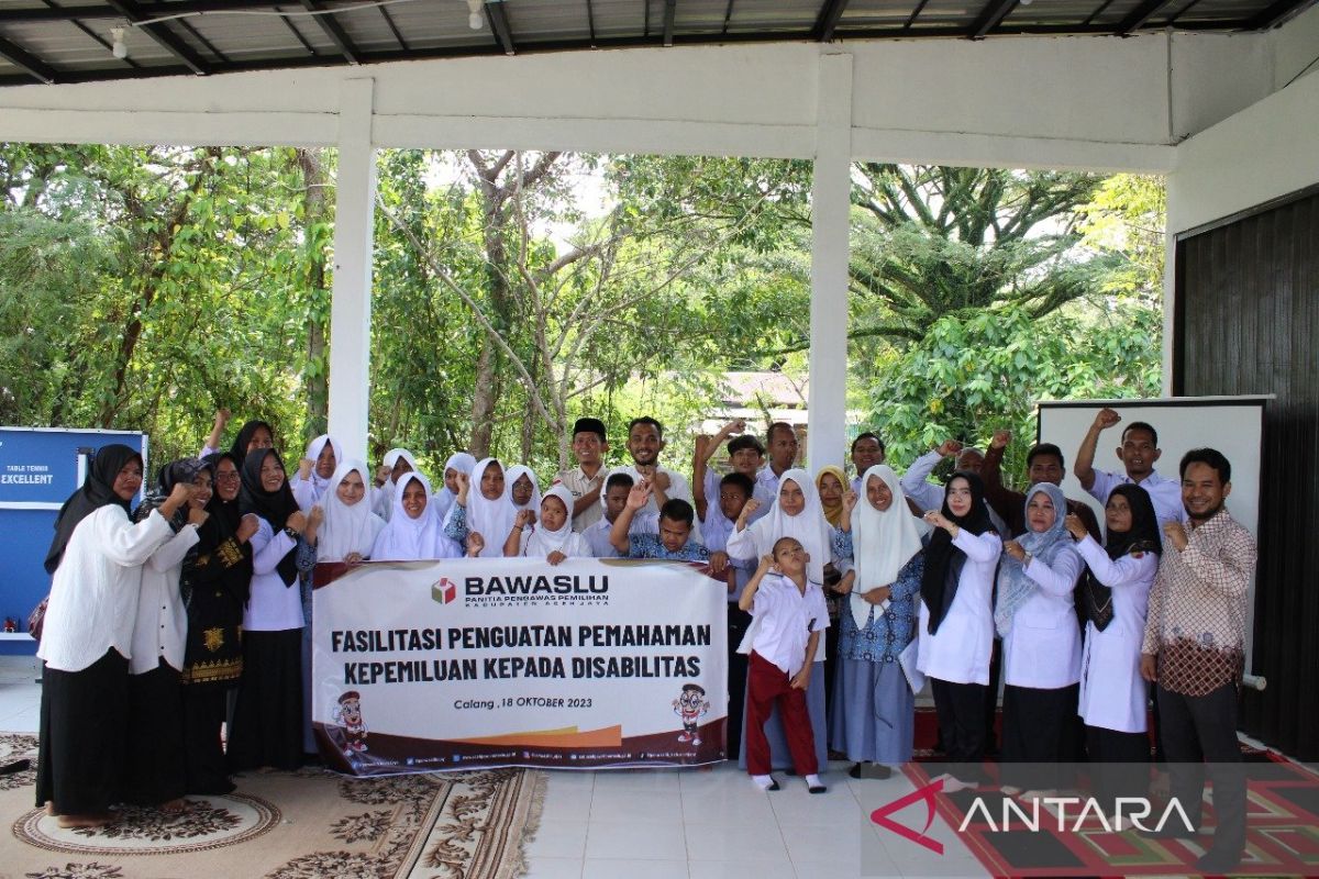 Panwaslih edukasi pemilu pelajar disabilitas Aceh Jaya