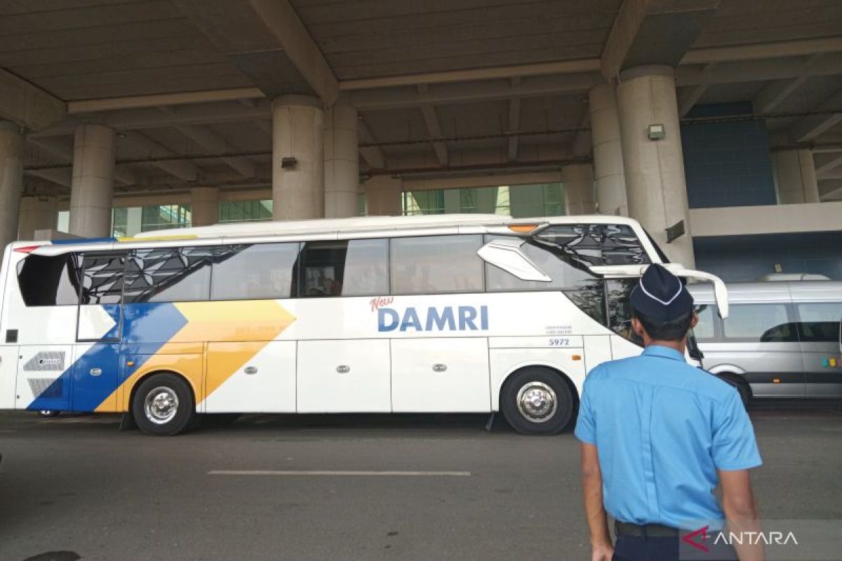 Pj Gubernur Jabar: Bus Damri percepat akses ke Bandara Kertajati