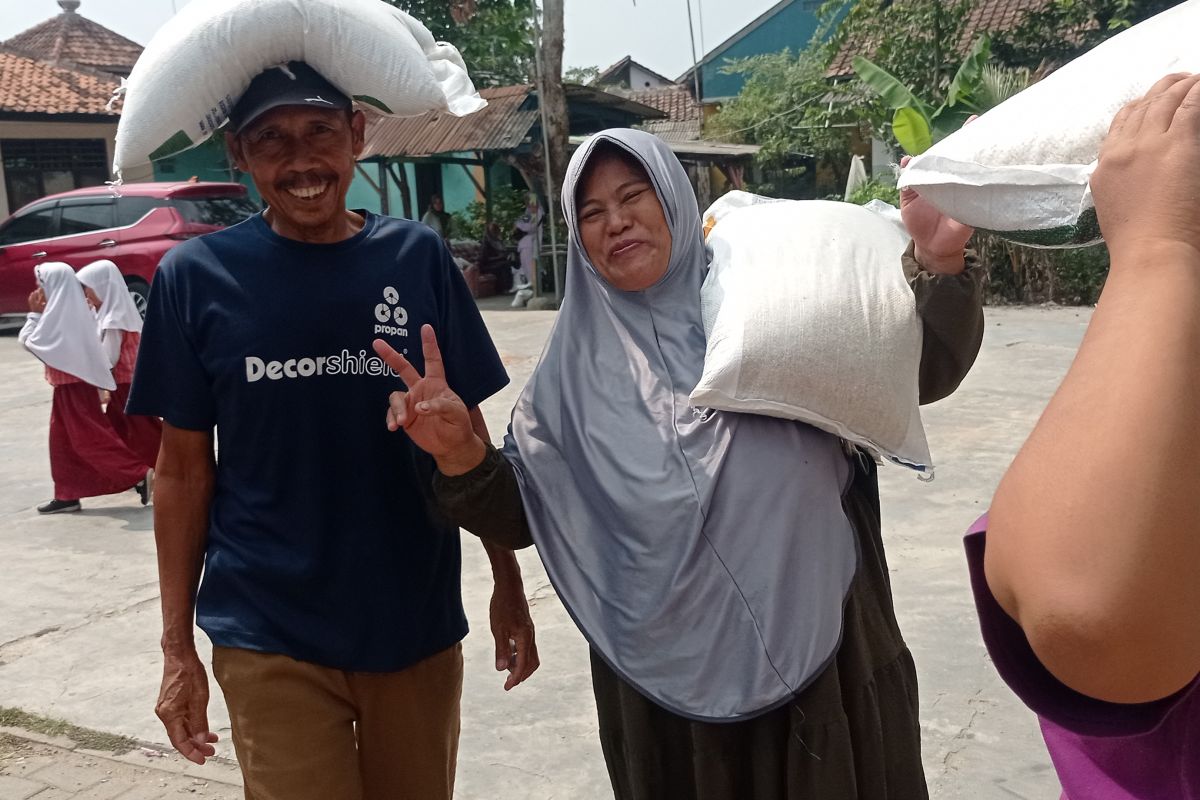Harga beras di Lebak mulai turun usai distribusi  bantuan pangan