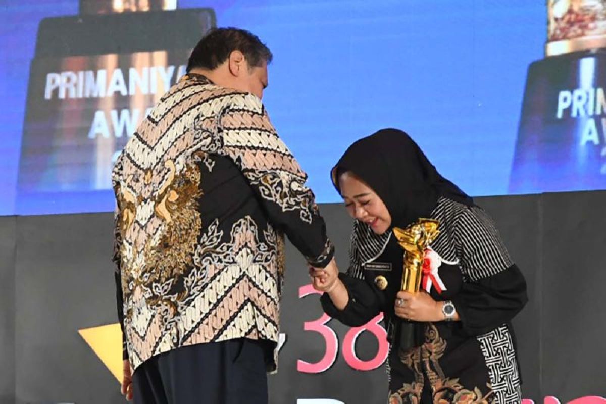 Bupati Purbalingga raih Primaniyarta Award 2023  dari Kemendag