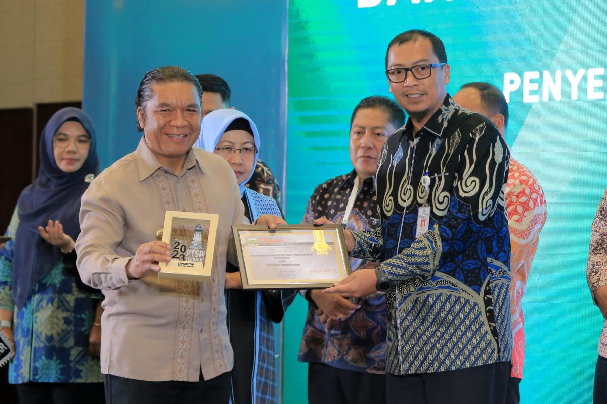 Kota Tangerang raih penghargaan investasi capai Rp9,16 triliun