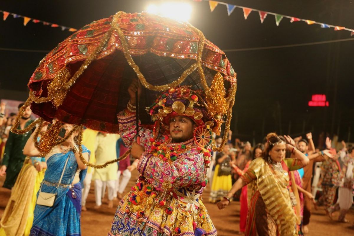 Menengok kemeriahan perayaan festival Hindu Navratri di India