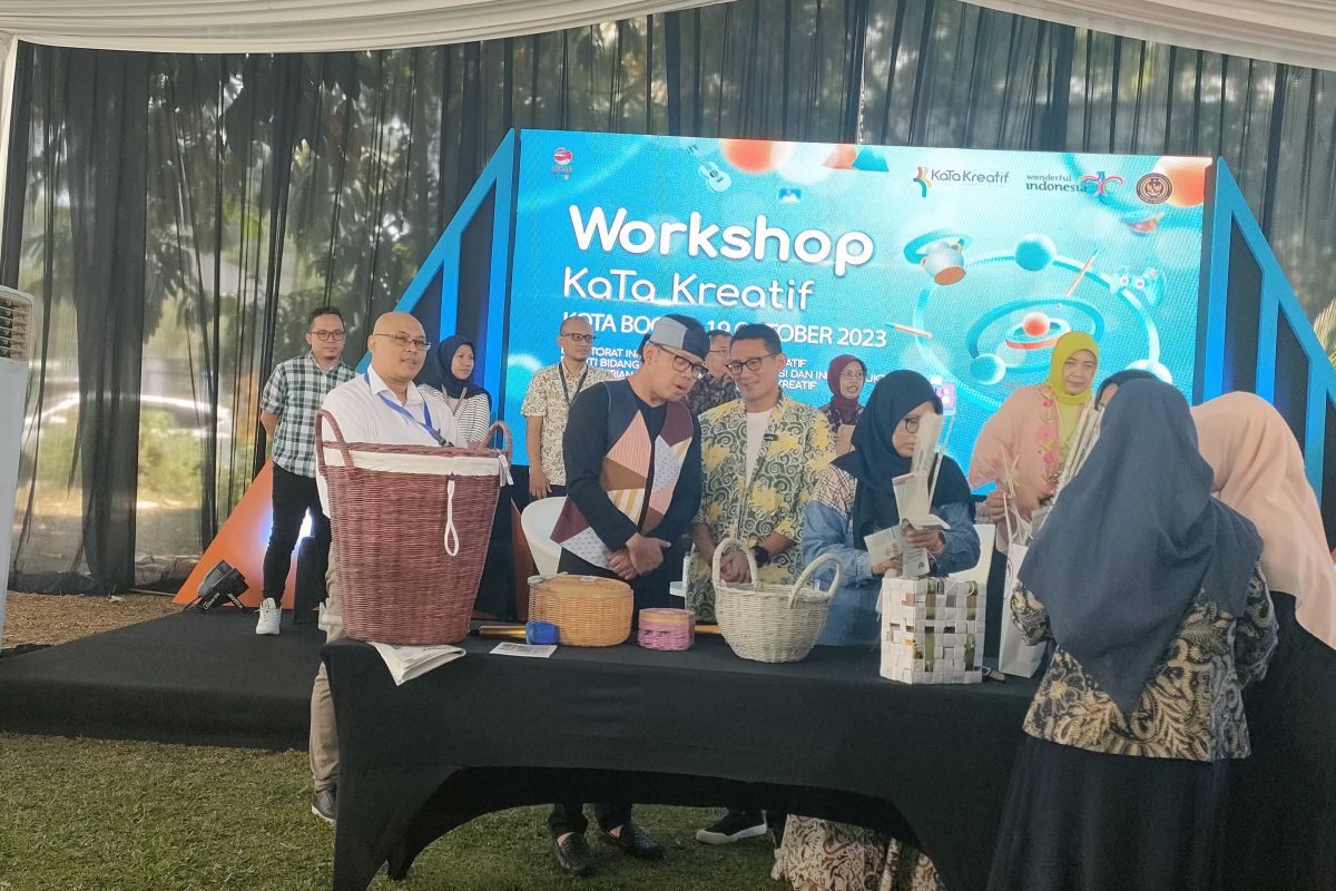 Menparekraf ditantang menganyam produk kriya UMKM Bogor