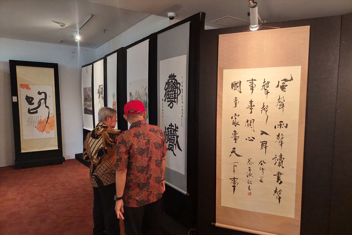 Pameran kaligrafi dan lukisan hadirkan 400 karya seniman internasional