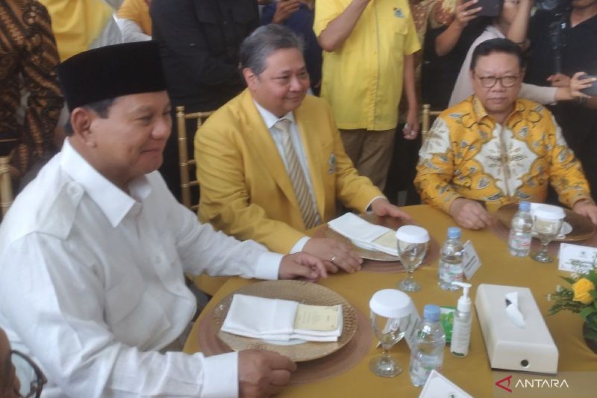 HUT Ke-59 Partai Golkar, Prabowo Subianto hadir di acara syukuran