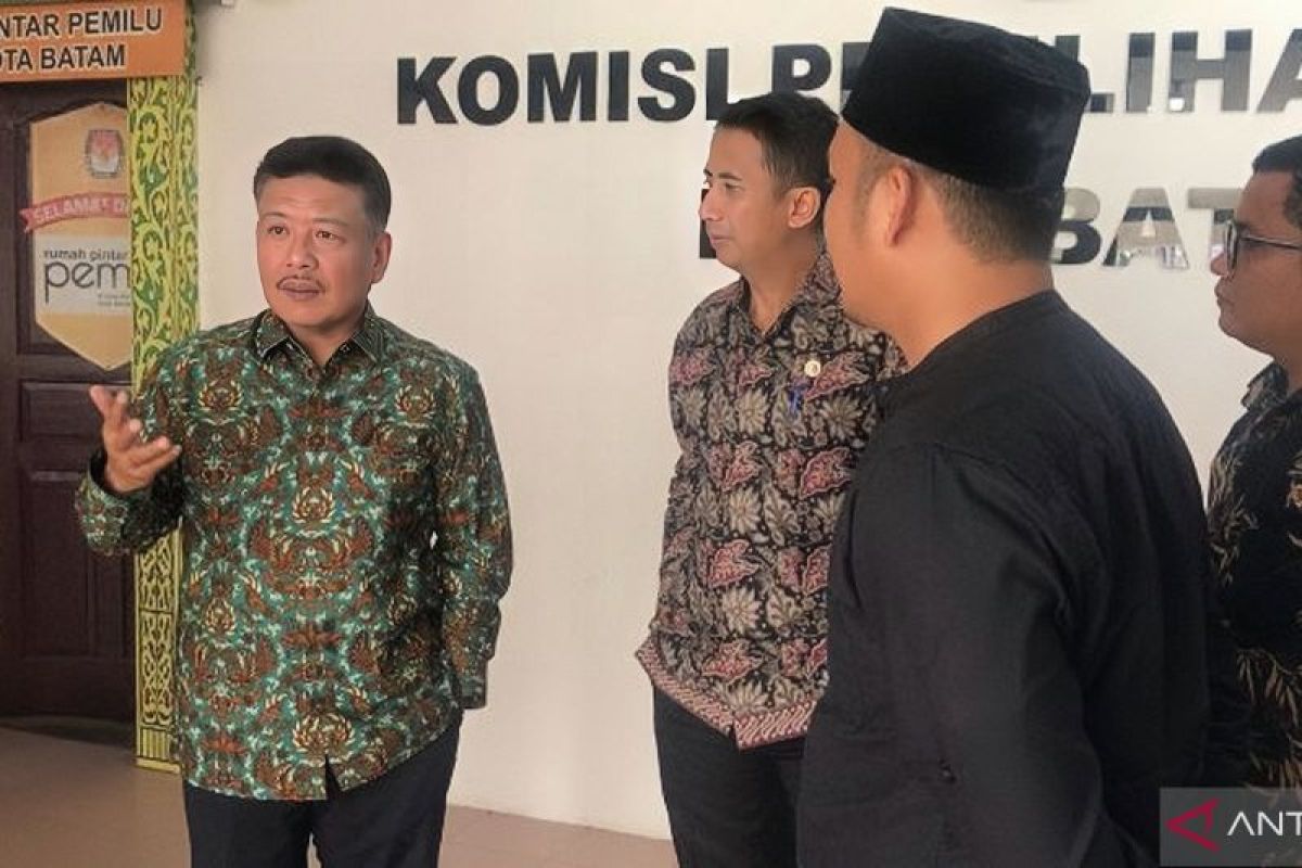 DPRD Kepri dan KPU Batam bahas proses tahapan pemilu warga Rempang