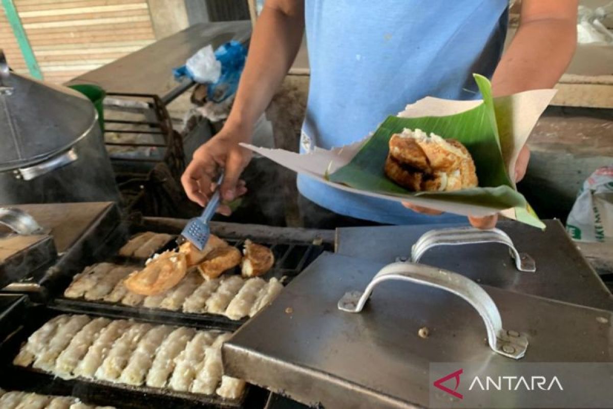 Kue Pancong, Kuliner Legendaris di Lhokseumawe