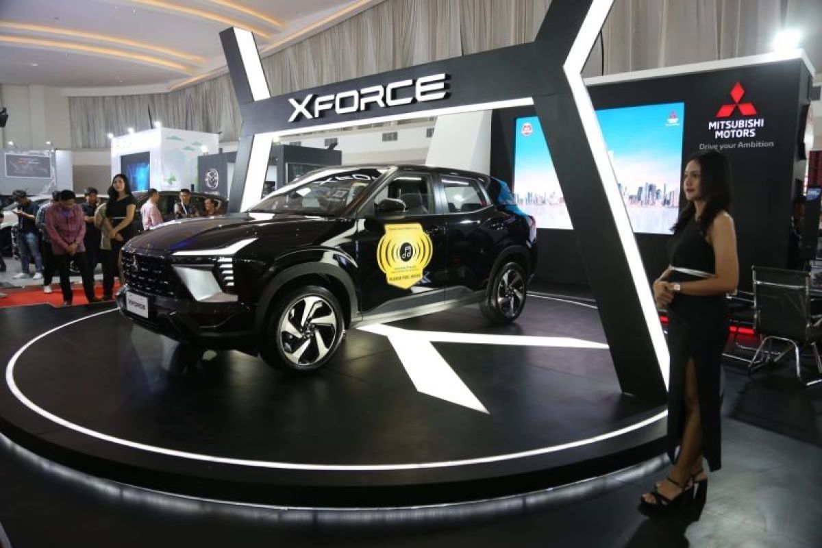 PT MMKSI kenalkan kendaraan terbaru Mitsubishi XForce ke masyarakat Malang
