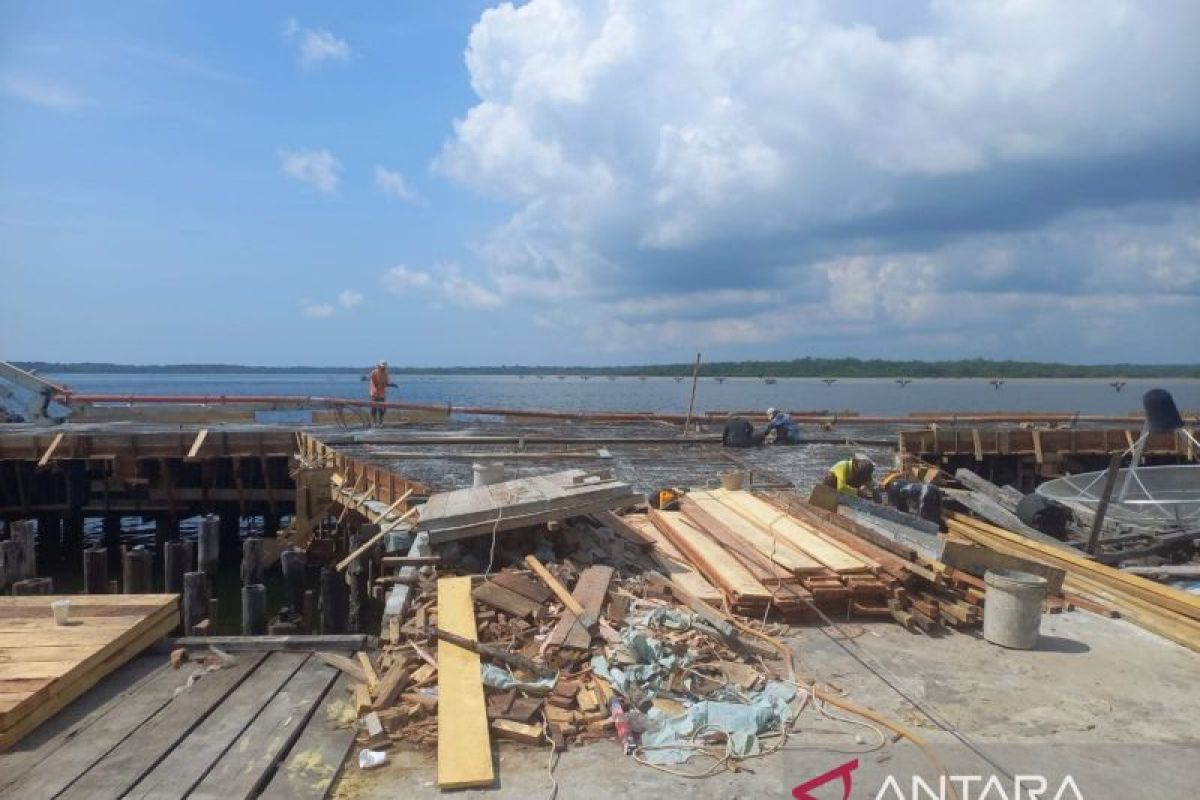 Pemkab Natuna melanjutkan pembangunan Pelabuhan Penagi