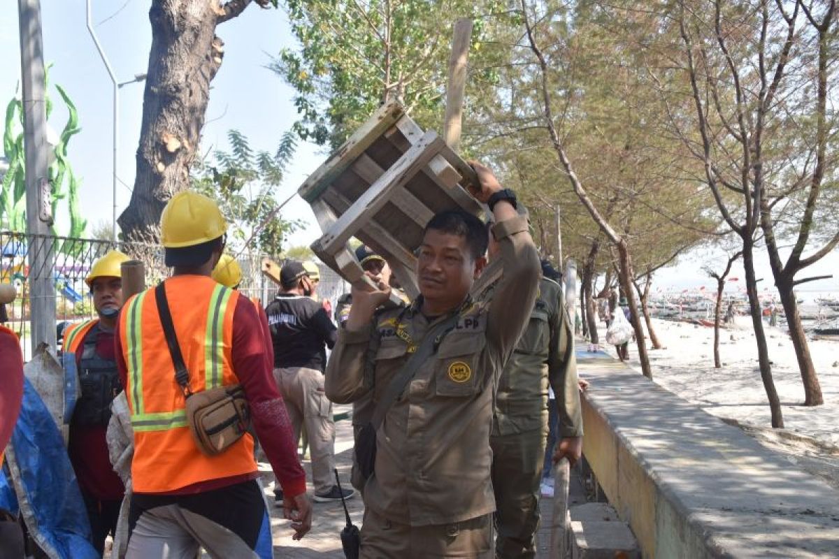 Pemkot Surabaya relokasi PKL Pantai Batu-Batu Kenjeran ke SIB