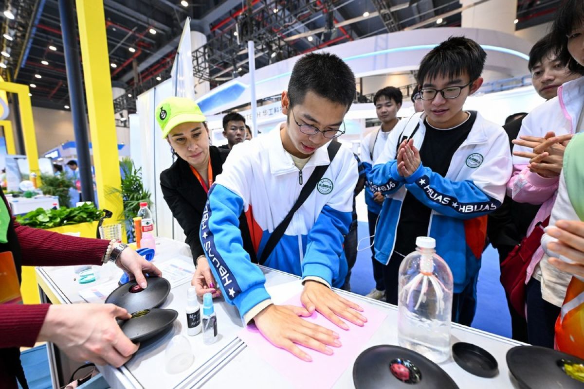 Negara mitra BRI hadirkan pameran popularisasi sains di Forum Donghu