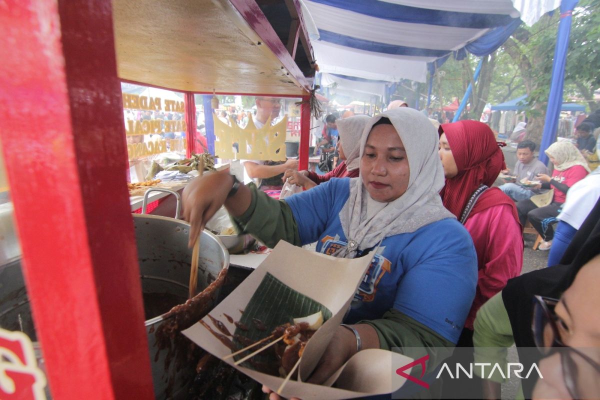 Bank Indonesia memperluas pembayaran digital lewat Festival QRISATE