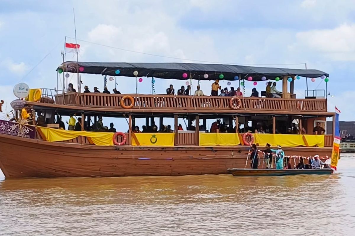 Karnaval air untuk napak tilas kenang sejarah berdirinya Kota Pontianak