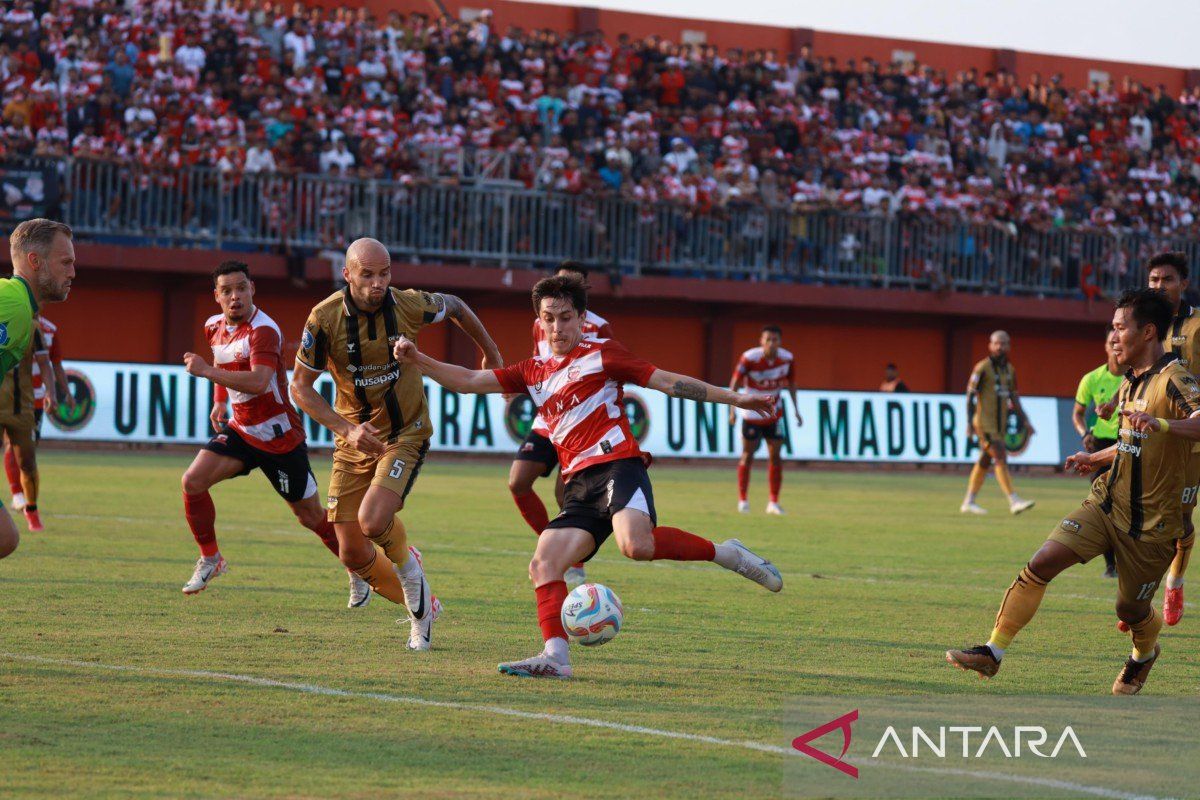 Liga 1 - Dewa United taklukkan Madura United 4-1 di Pamekasan