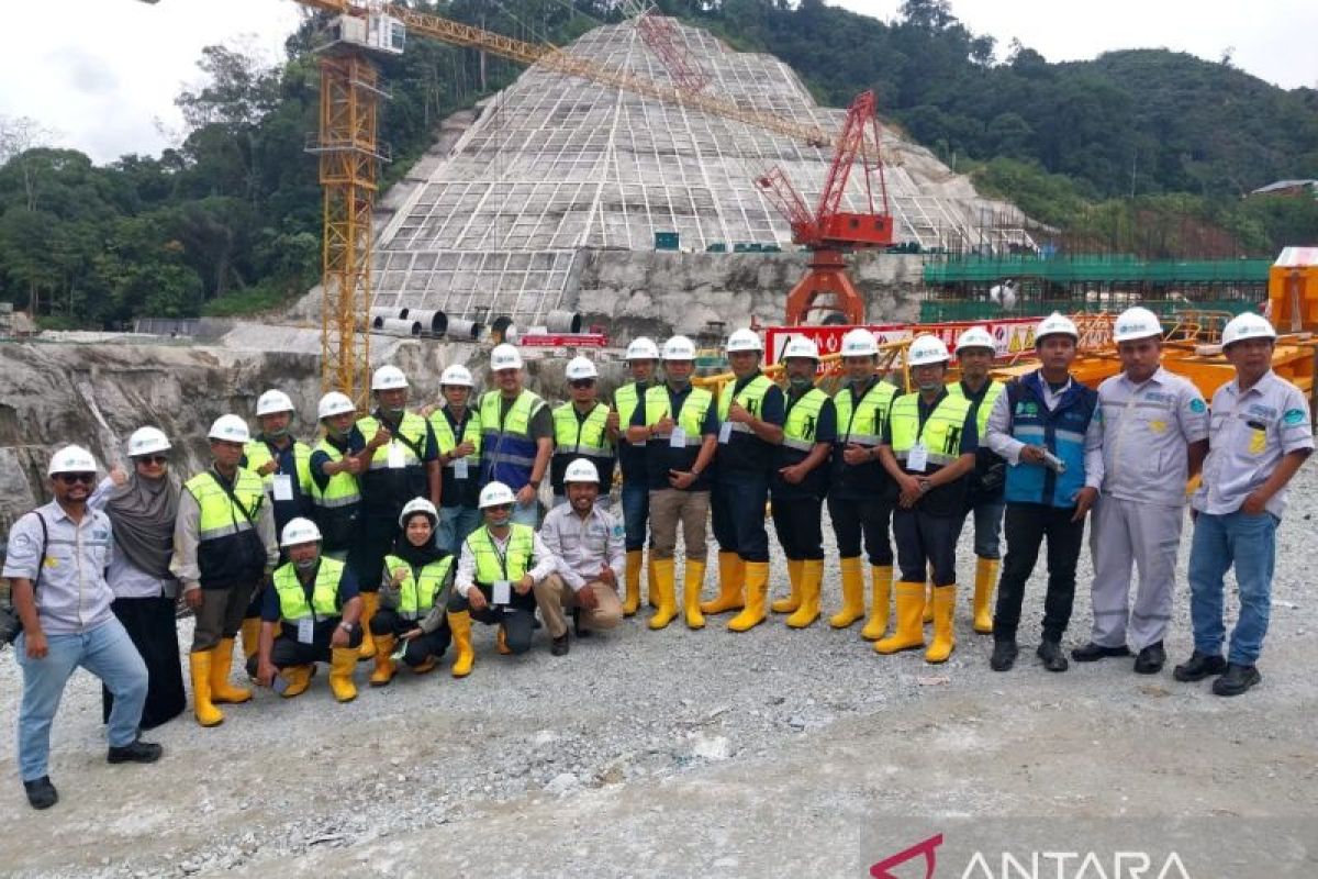 Progres pembangunan PLTA Batangtoru berjalan 42 persen