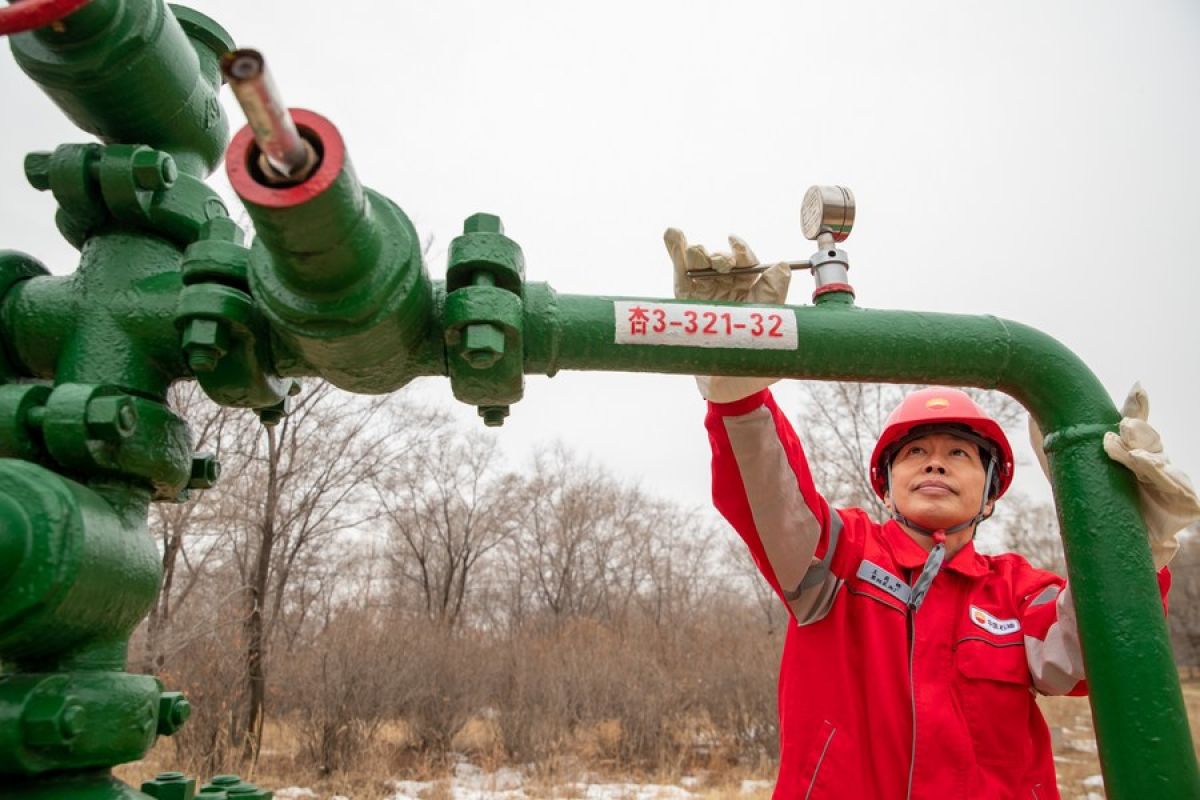 Produksi minyak mentah dan gas Ladang Minyak Daqing, China meningkat