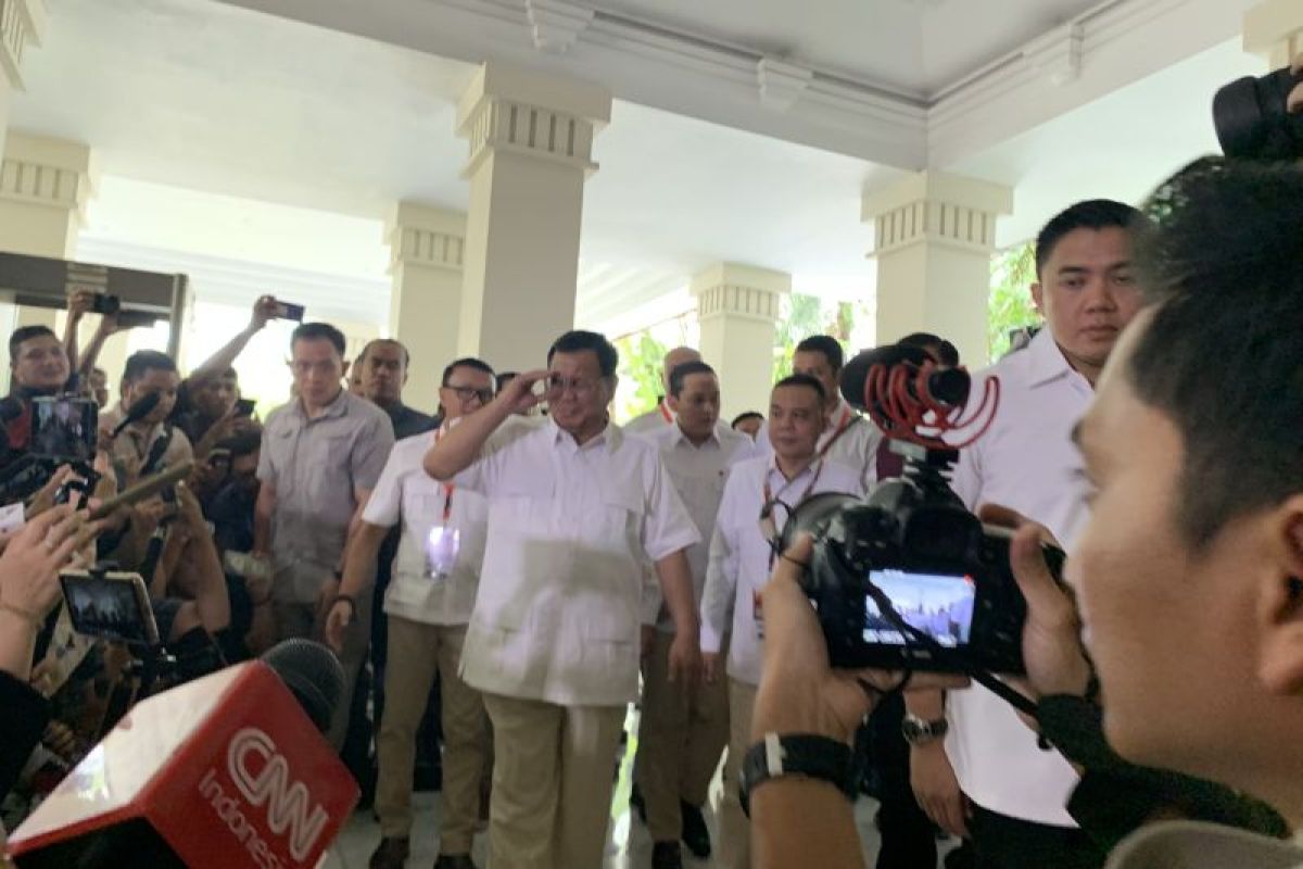 MK tolak gugatan batas usia maksimal capres, Prabowo: Alhamdulillah